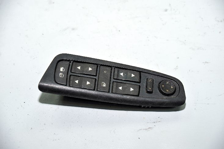 LİNEA ÇIKMA YEDEK PARÇA FİAT ÇIKMA YEDEK PARÇA   (200)STILO CAM DUGMESI